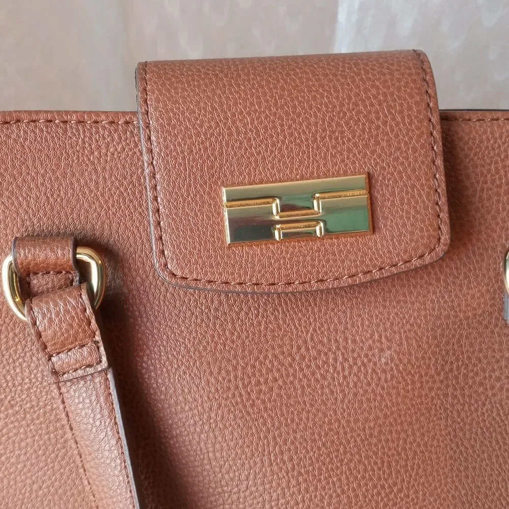 Tommy Hilfiger Tan Leather Purse